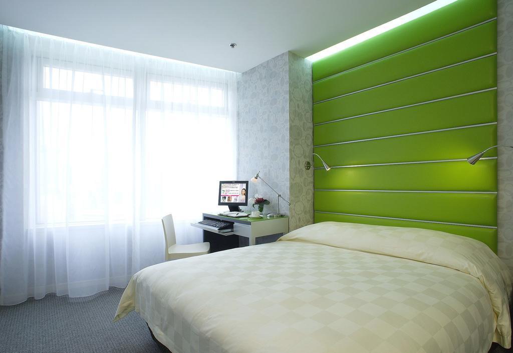 Cosmo Hotel Гонконг Екстер'єр фото