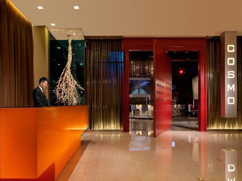 Cosmo Hotel Гонконг Екстер'єр фото