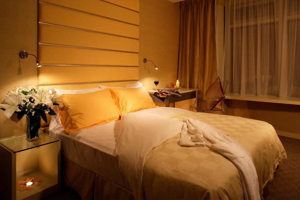 Cosmo Hotel Гонконг Екстер'єр фото