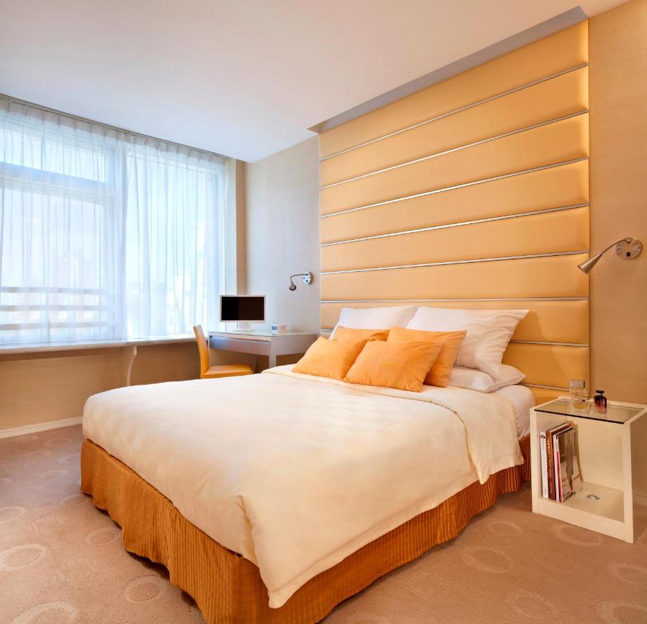 Cosmo Hotel Гонконг Екстер'єр фото