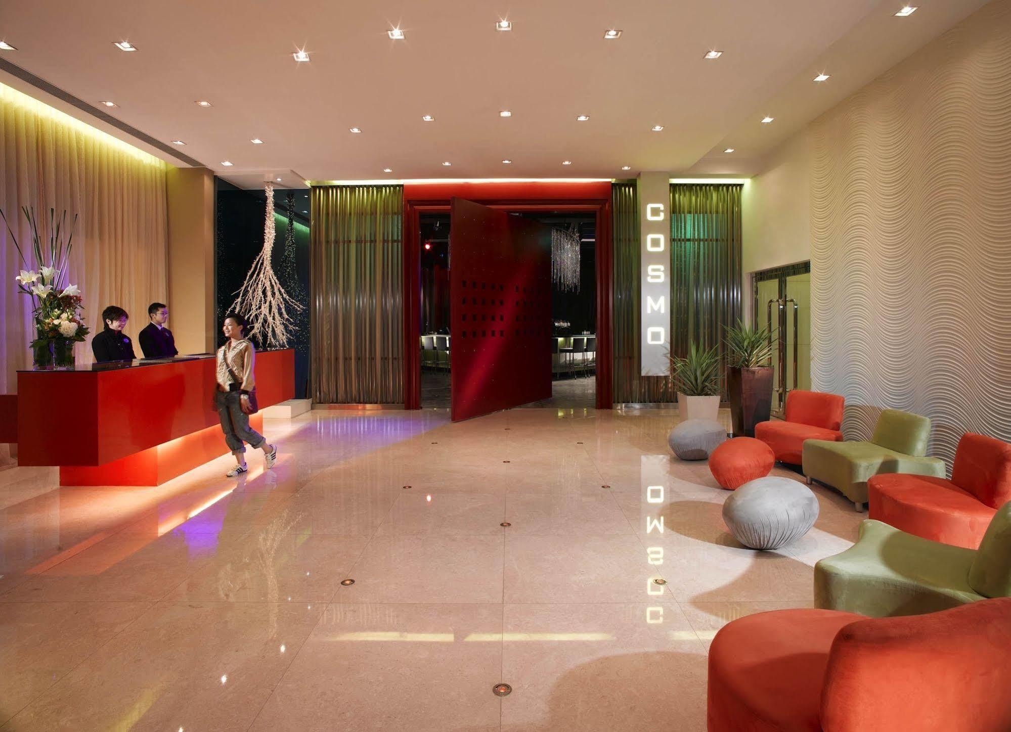 Cosmo Hotel Гонконг Інтер'єр фото
